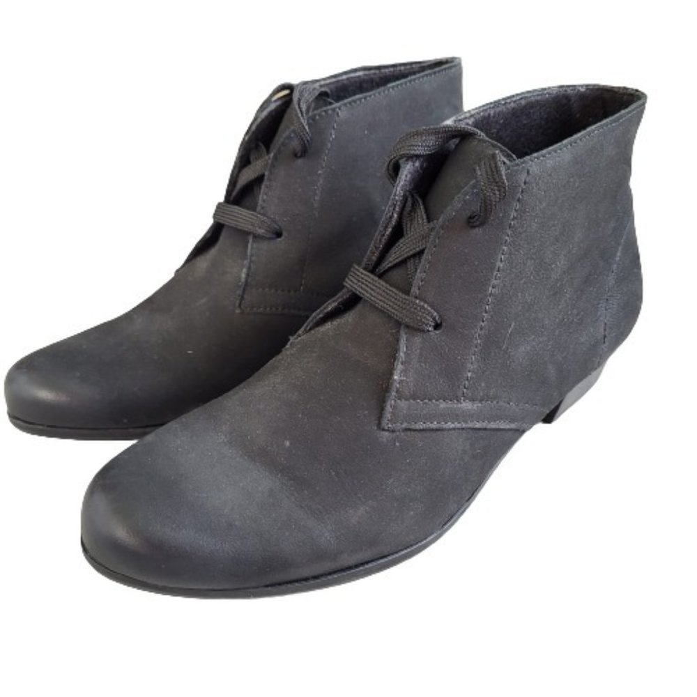 Munro American Perfect Fit Lace Up Ankle Booties Black Comfort Sz 7 Shoes